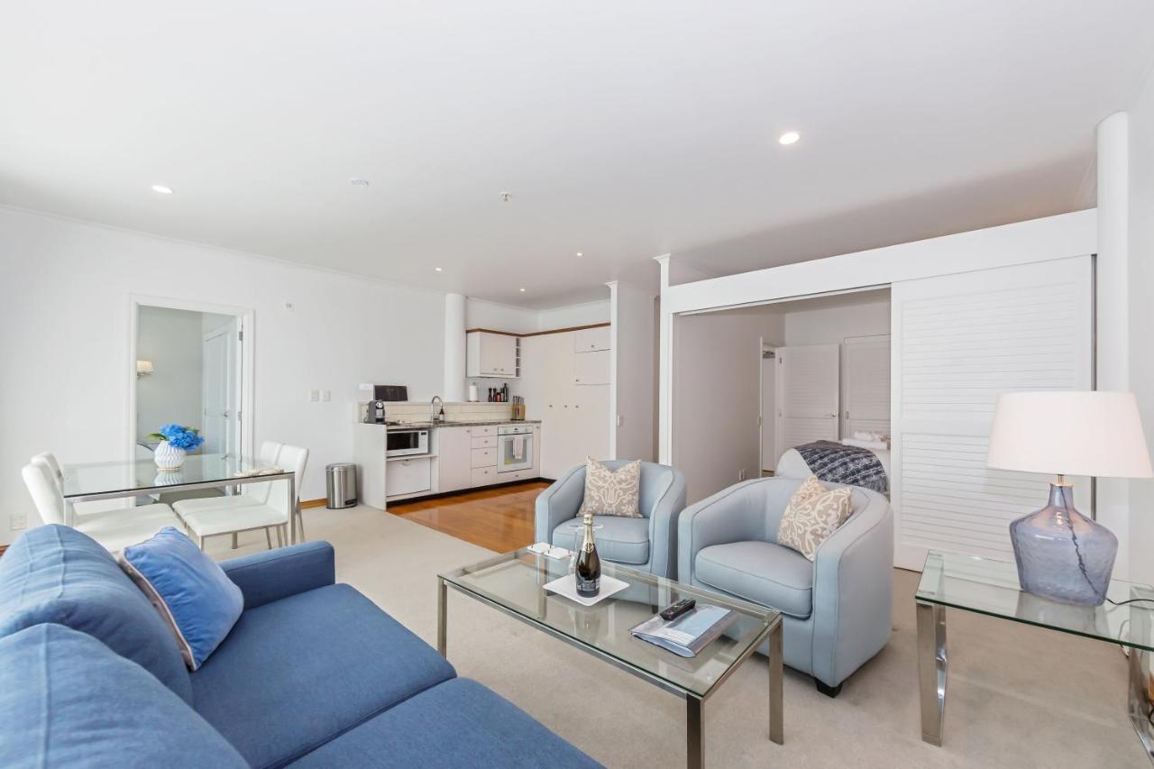 Waterfront Two Bedroom Apartment; Great Location! โอ๊คแลนด์ ภายนอก รูปภาพ