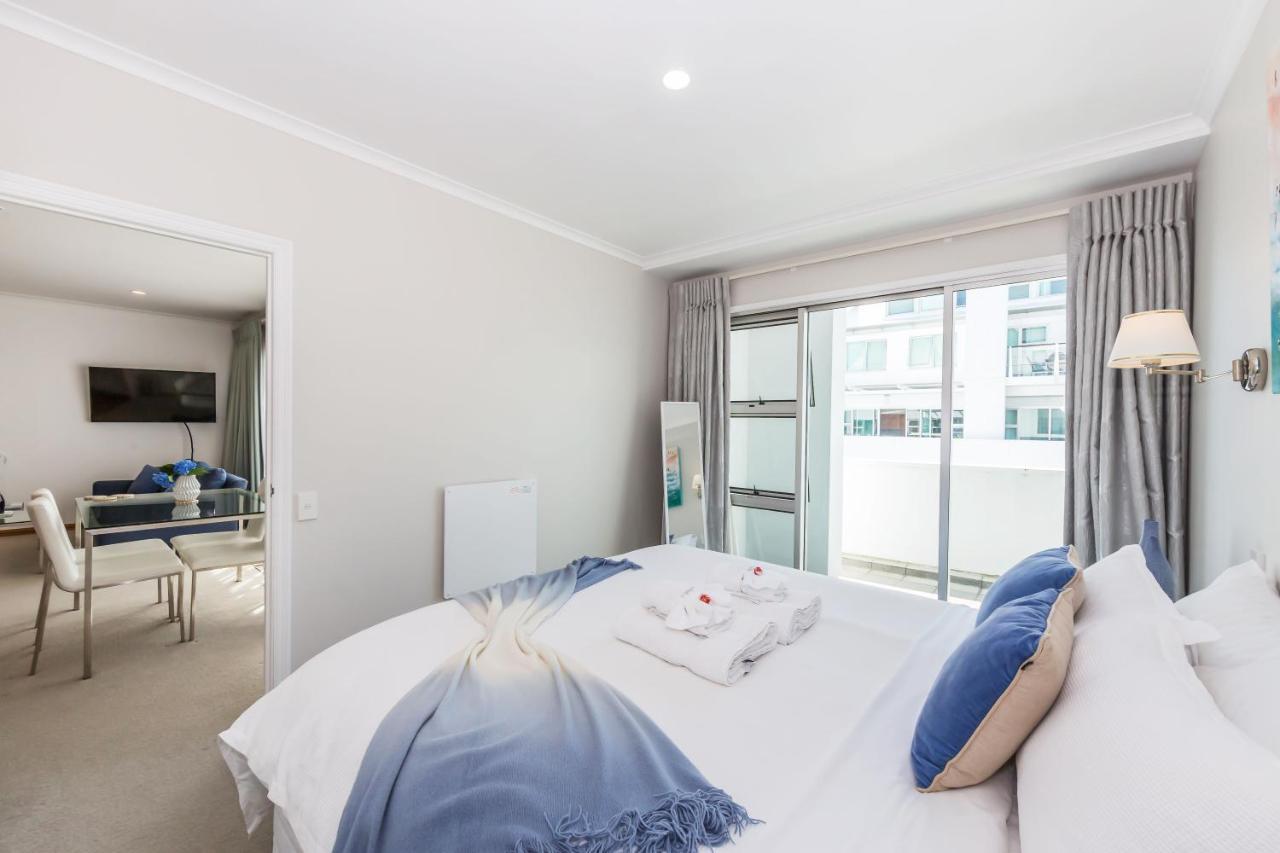 Waterfront Two Bedroom Apartment; Great Location! โอ๊คแลนด์ ภายนอก รูปภาพ